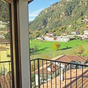 https://holideal-attico-vesio.it-lombardy.com